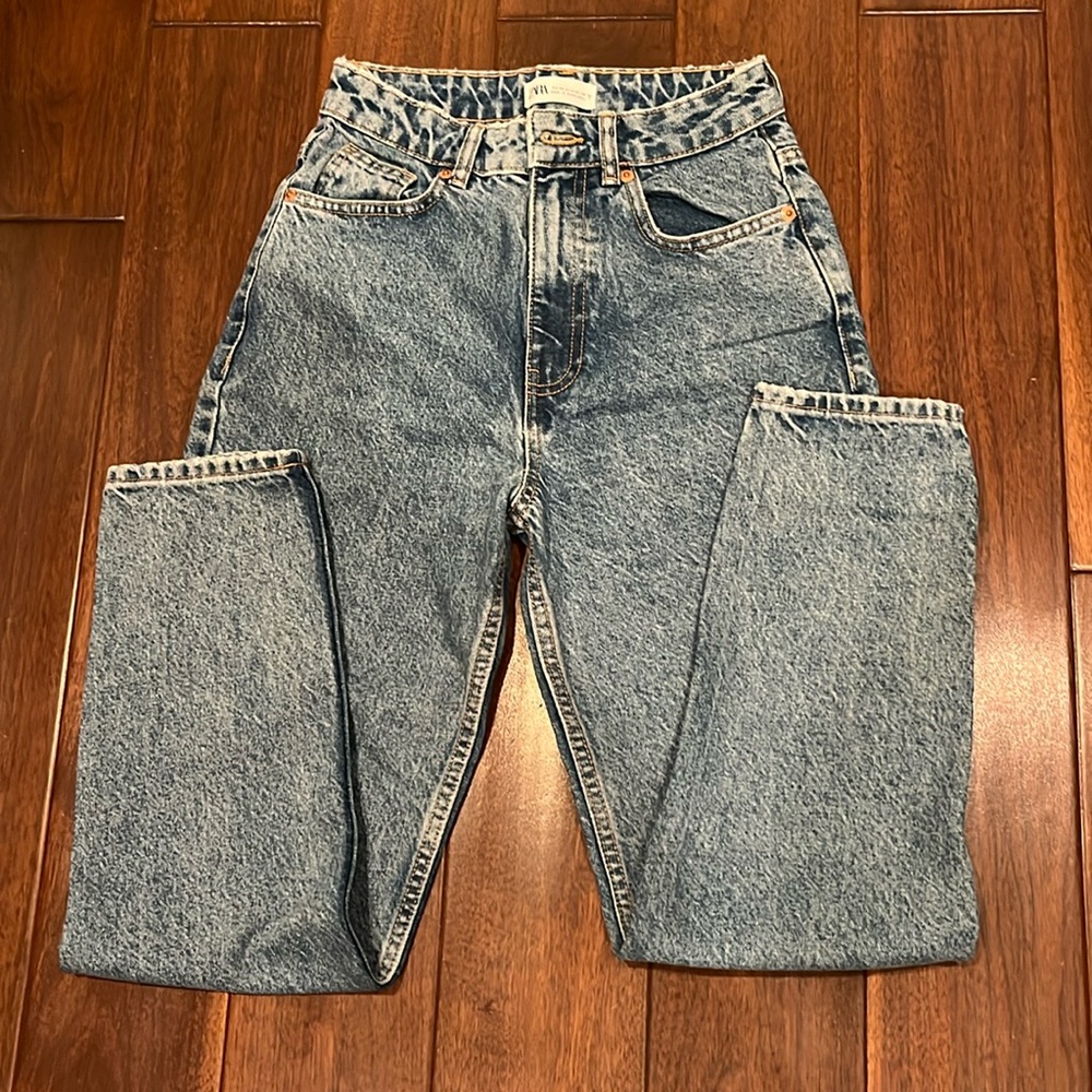 Zara High Waisted Boyfriend Jeans